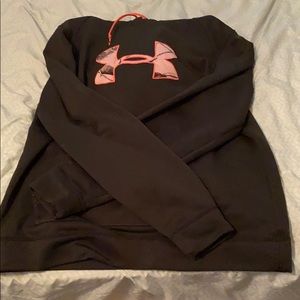 Under Armour sweatshirt
